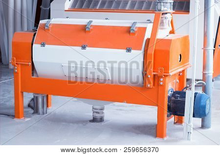 A Modern Machine For Grinding Flour, Making Flour, Producing Flour And Cereals, Breadstuff