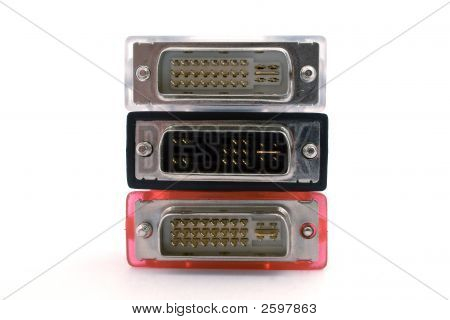 Adapter Vga-Dvi auf weißem Hintergrund. Isolierte 4
