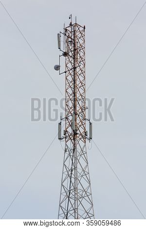 Communication Equipment For Digital Signal Transmission.