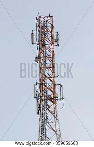 Communication Equipment For Digital Signal Transmission.