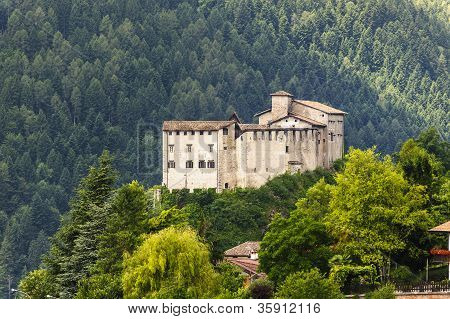 Castello di Stenico (trento)