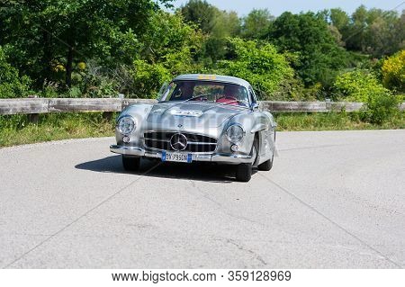 Pesaro Colle San Bartolo , Italy - May 17 - 2018 : Mercedes-benz 300 Sl CoupÉ (w198) 1955 On An Old 