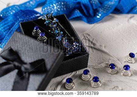 Beautiful Brooch With Blue And Aquamarine Stones And Rhinestones Of Different Sizes, Metal Base Pins