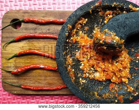 Preparation For Chilling Chili Sauce On Mortar