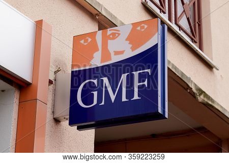 Bordeaux , Aquitaine / France - 02 20 2020 : Gmf Sign Logo Mutual Insurance Company For Civil Servan