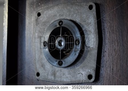High-frequency Dynamics Of A Three-lane Speaker System. Soviet Vintage Acoustics.