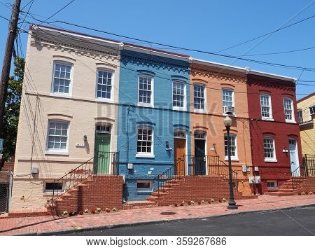 Washington Dc, Usa - June 4, 2019: Image Of Georgetowns Classic Houses.