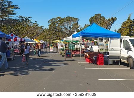 Monterey, California - March 15 2019: The Mpc Farmers Market Off Of Fremont Street. This Event Used 