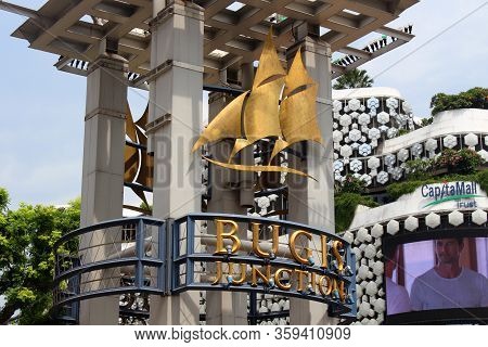 Bugis, Sg - Oct. 19: Bugis Junction Signage On October 19, 2016 In Bugis, Singapore. Bugis Is An Int