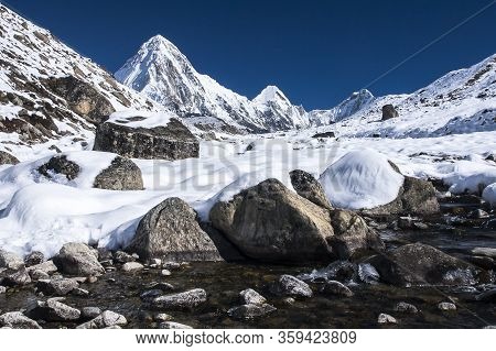 Gorakshep, Nepal - Circa October 2013: View Of Pumori, Lingtren And Khumbutse Circa October 2013 In 