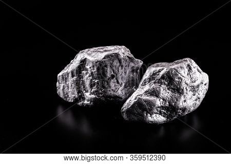 Palladium Is A Chemical Element That At Room Temperature Contracts In The Solid State. Metal Used In