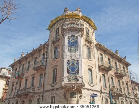 Casa Fleur Fenoglio, Turin