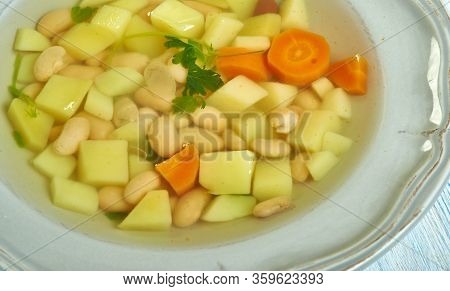 Roman Lardo Bean  Soup