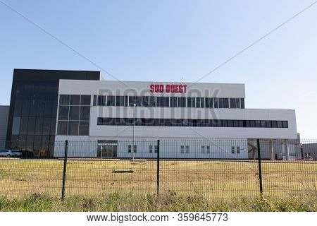 Bordeaux Nouvelle Aquitaine / France - 03 28 2019 : Sud Ouest Is A Daily French Newspaper