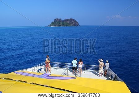 Ferry Trip: Beautiful Island In The Pacific Ocean / Travelling With The Ferry From Fiji / Viti Levu 