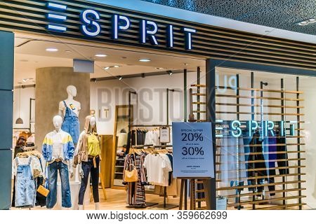 Singapore - Mar 5, 2020: Front Entrance To Esprit Store In Singapore Shopping Mall