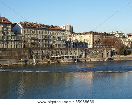 Murazzi, Turin