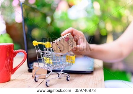 Wfh: Online Shopping For Startup Sme Business And Mail Delivery. Stay Home Stay Safe. Social Distanc