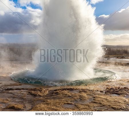 strokkur geysir hot spring Eruption in golden circle  Iceland.