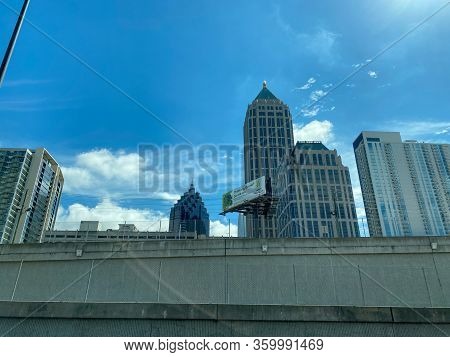 Atlanta, Ga/usa-3/21/20:  Condominiums And Corporate Buildings In The Buckhead District Of Atlanta, 