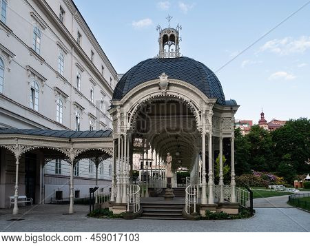Karlovy Vary, Bohemia, Czech Republic - May 27 2022: Park Colonnade Or Sadova Kolonada