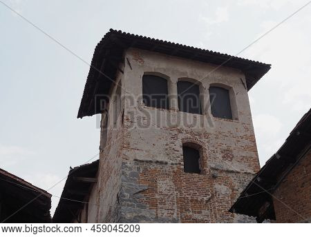 Ricetto Medieval Village In Candelo