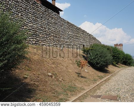 Ricetto Medieval Village In Candelo