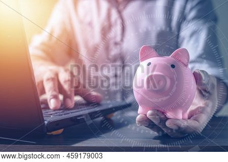 Online Banking And Internet Banking Savings Concept, Online Investment Savings, Online Stock Investo