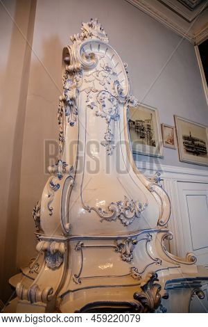 Slatinany, Czech Republic, 17 April 2022:  Castle Chateau Representative Interior With Baroque Woode