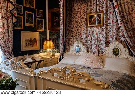 Slatinany, Czech Republic, 17 April 2022: Castle Chateau Representative Interior With Baroque Classi