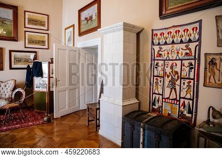 Slatinany, Czech Republic, 17 April 2022:  Castle Chateau Representative Interior With Baroque Woode