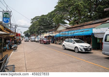 Rayong Province, Thailand - 10 Apr 2022, Environment Of Souvenir And Local Food Shop, It's Retail Ar