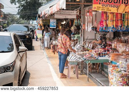 Rayong Province, Thailand - 10 Apr 2022, Environment Of Souvenir And Local Food Shop, It's Retail Ar