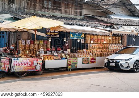 Rayong Province, Thailand - 10 Apr 2022, Environment Of Souvenir And Local Food Shop, It's Retail Ar