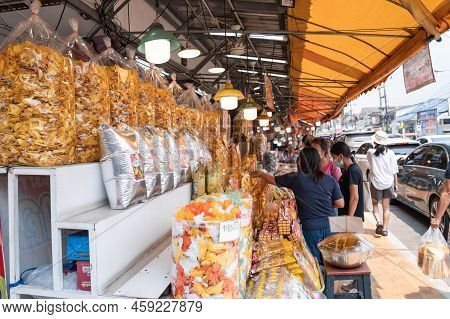 Rayong Province, Thailand - 10 Apr 2022, Environment Of Souvenir And Local Food Shop, It's Retail Ar