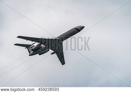 Russia, St. Petersburg, 28 July 2022: Military Aircraft And Helicopters Of The Air Force Fly On The 