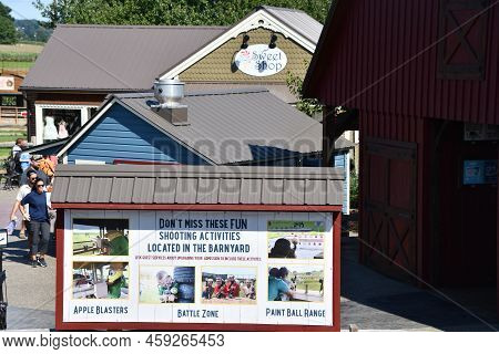 Ronks Pa - Sep 4: Cherry Crest Adventure Farm In Ronks, Pennsylvania, As Seen On Sep 4, 2021.