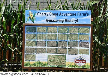 Ronks Pa - Sep 4: Cherry Crest Adventure Farm In Ronks, Pennsylvania, As Seen On Sep 4, 2021.