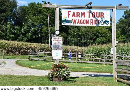 Ronks Pa - Sep 4: Cherry Crest Adventure Farm In Ronks, Pennsylvania, As Seen On Sep 4, 2021.