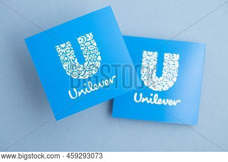 London, Uk - August 2022: Unilever Company Logo. Unilever Is A Multinational Consumer Goods Company