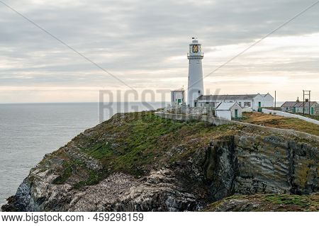 Holyhead, Uk- July 7, 2022: West Stack Light House Also Known As Goleudy Ynys Lawd On Anglesey Islan