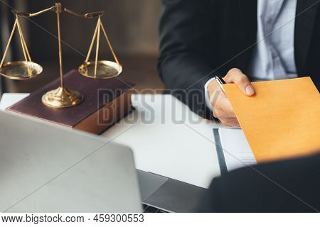Lawyer Concepts To Testify To Clients And To Provide Counseling In Cases, To Provide Legal Relief, T
