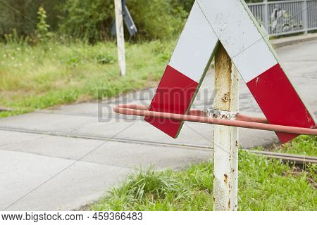 Diagonal Cross At Railroad Crossing, Day And Outdoors