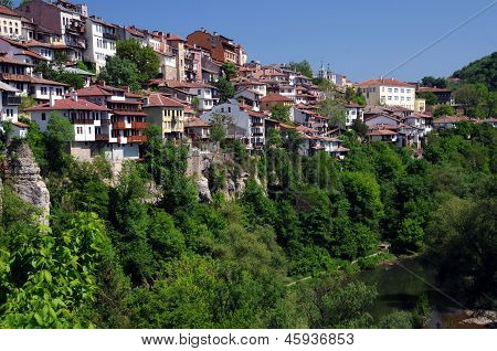 Veliko Tarnovo ในฤดูใบไม้ผลิ