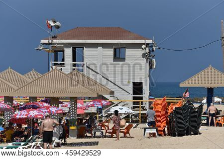 Israel Netanya September 2021. Lifeguard Station On The Beach. Beach In Netanya And Lifeguards.