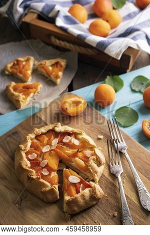 Galette With Apricots