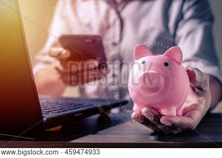 Online Banking And Internet Banking Savings Concept, Online Investment Savings, Online Stock Investo