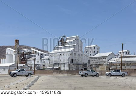 Trona, Usa - May 22, 2022: View To Village Of Trona In The Mojave Desert. With The Factory Of Searle