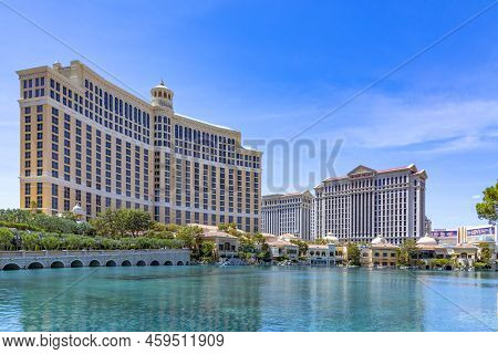 Las Vegas, Usa - May 23, 2022:   Bellagio Is The Luxury Hotel And Casino Located On The Las Vegas St