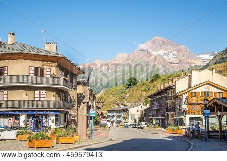 Lanslenbourg, France - June 28,2022 - In The Streets Of Lanslebourg-mont-cenis. Lanslebourg-mont-cen